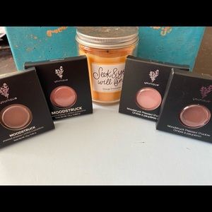 BNIB bundle of 4 presses eyeshadows